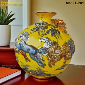 Bình hút lộc đắp nổi Mã Đáo Thành Công nền vàng – tăng vận may mã TL-201
