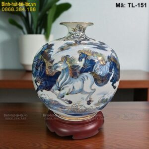 Bình hút tài lộc gốm Bát Tràng vẽ Bát Mã – biểu tượng thành công mã TL-151